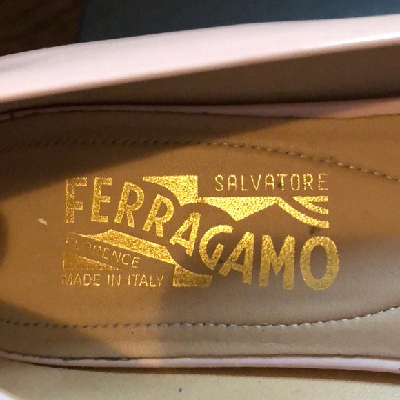Well used Salvatore Ferragamo Varina Ballet Flats - Picture 3 of 6